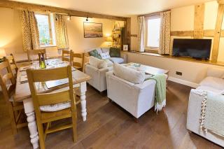 The Barn at Middle Farm and Cottages - 3