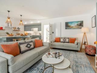 3 Bed in Tenby oc-93381 - 8