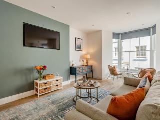 3 Bed in Tenby oc-93381 - 7