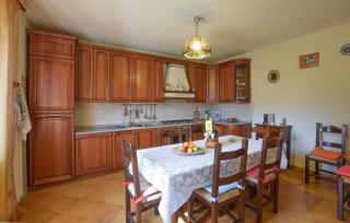 Gorgeous Home In Lari With House A Panoramic View - 7