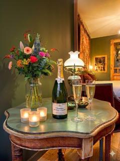 B&B Royal Swans - Adults-Only Boutique Stay in Bruges - 8