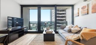 Luxury 2 Bedroom CBD Apartment in EQ Tower with Pool Sauna and Gym - 0