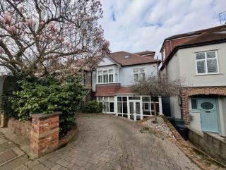 Bright Ensuite Room in Shared Wandsworth Flat - 6