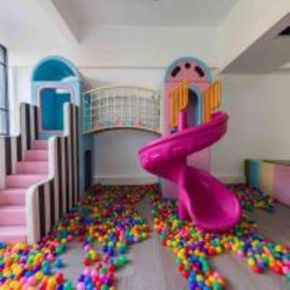 Executive living one bedroom apartment with fully equipped gym swimming pool children playing ground and amazing scenic city views - 7