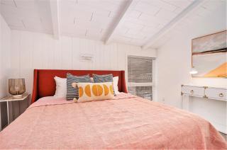 Riverside Suites - 8