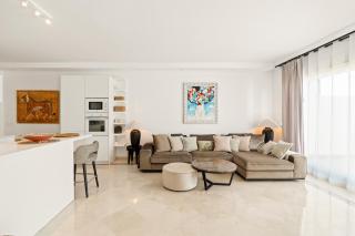 Cozy apartment in Palm Beach Los Monteros - 4