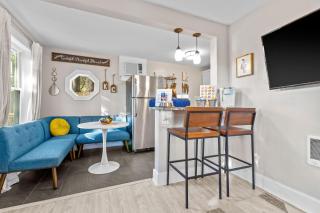 Charming Charlotte Retreat - Close to the Plaza! - 0
