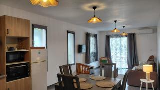 Domaine Les Raisins Marines, Oasis Familiale - 3