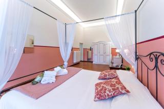 UNICA- Elegant En-suite "Santa Maria Novella" - Florenz - 9