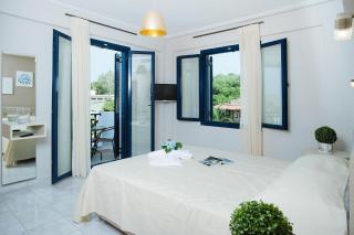 Cottage, Panormo - 1