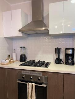 Modern 2BR - 2 BA Top Miraflores Location - 9