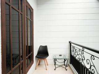 RedDoorz near Ciputra Golf Surabaya - Surabaya - 3