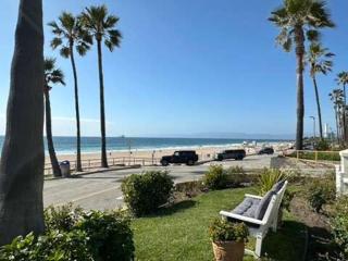 Manhattan Beach Beachfront On The Strand - 1