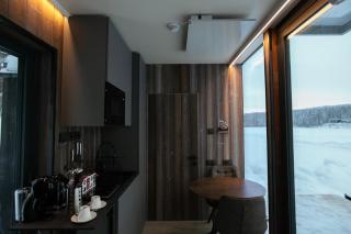 Sonka Resort Mirror House with Lake View - 9