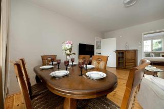 Family Apartment with Balcony in Wroclaw by Noclegi Renters - 3