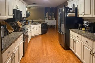 Georgias Nature Retreat on Old Mill Pond! - 1