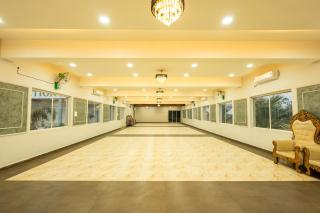 Hotel Seven Grand - 3