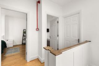 Spacious Gem Fr Parking fast Central London Access - 9