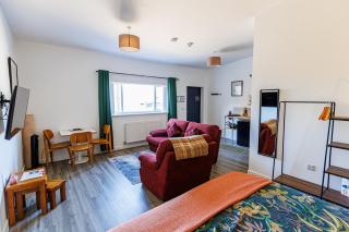 Modern Barn Conversion - Brackley - 7