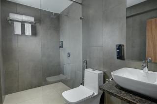 Rajpath Beacon Hotel Belagavi - 9