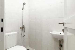 RedDoorz Syariah Plus near Pancoran 2 - 8