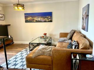 Modern Heritage Oasis with Beautiful Tay Basin View - 9