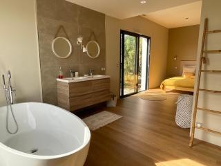 Gîtes d'exception 4 étoiles "Lodge & Villa" au pied du Pic St Loup - 5