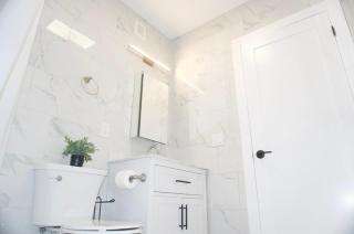 Master room w private bathroom 23 - 7