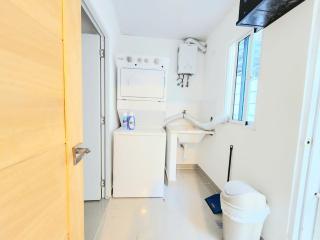 3 rooms on the 1st floor with pool and children's area - 6