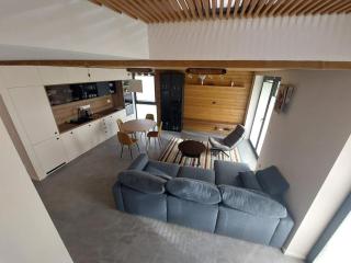 Modern Mountain Apartment - High Tatras - Sleeps 6 - 7