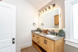 Historic Sallie Peay House - Luxe Downtown Retreat - 7