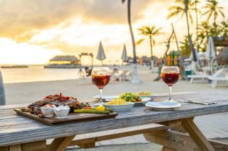 The Rif At Mangrove Beach Corendon Curacao All-Inclusive, Curio by Hilton - 4