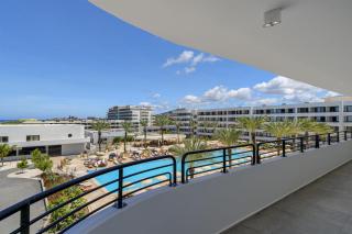 The Rif At Mangrove Beach Corendon Curacao All-Inclusive, Curio by Hilton - 3