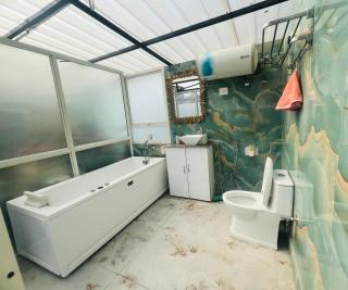 Roys Home 2kms from Airport entire Ground floor - 2