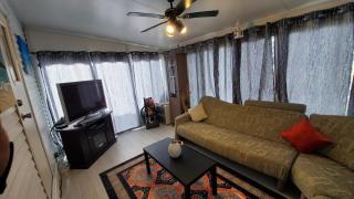 Quarry View Cottage by beach at Sherkston Shores - 1