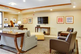 Candlewood Suites La Crosse by IHG - 9