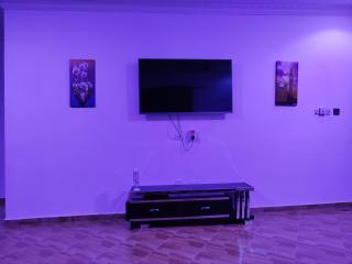 Reggies Residence and Apartments - 4