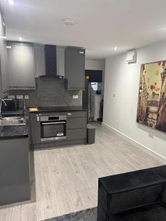 Cosy Luxury Home with Private Parking Sleeps 3 - Birmingham - 7