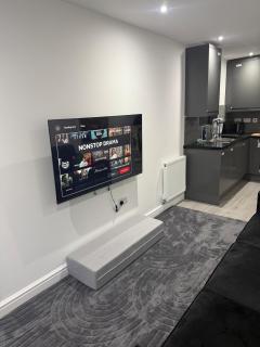 Cosy Luxury Home with Private Parking Sleeps 3 - Birmingham - 8
