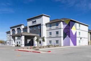Spark by Hilton Midland South - 7