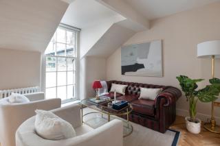 Luxury Mews in the heart of New Town - 9