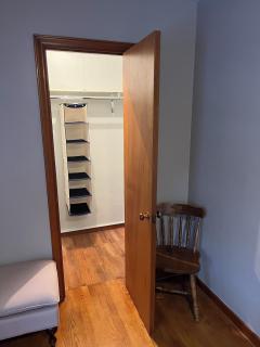 Spacious 5-bedroom house walking-distance to downtown Manistee and 1st St Beach! - 9