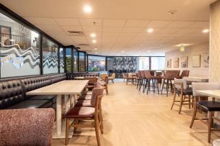 DoubleTree by Hilton Austin, MN - 4