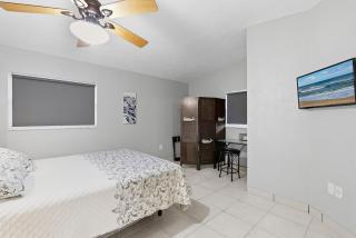 Sun and Fun - The Whole Shell - 2