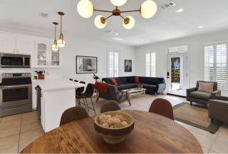 The Grande Casa of the Mexico Beach Canal - 4