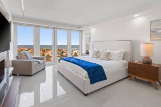 Panoramic Beach Views Chic Coastal Zen Retreat - 3