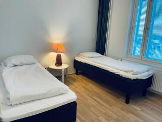 Seaview, 5 Min to Metro and Major Shopping Center - 1