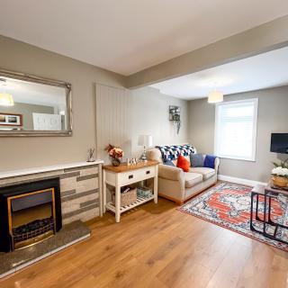 killarney Townhouse with super location - 5