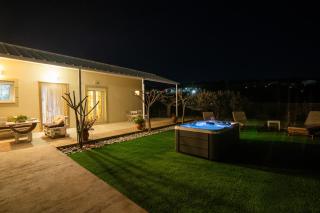 GARDEN HOUSE, Kalamaki - 3