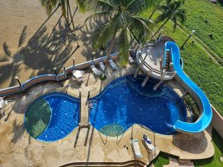 Beach and pool in one place - 1